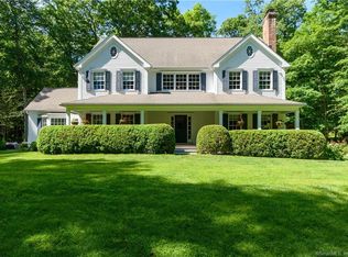 174 Ridgefield Rd, Wilton, CT 06897