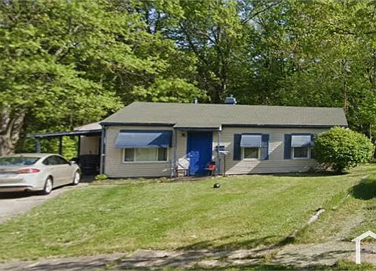 2031 Surfwood Cir SW