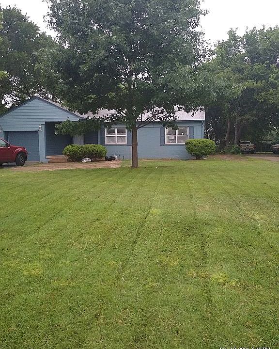 1st image of 1009 Pioneer Dr