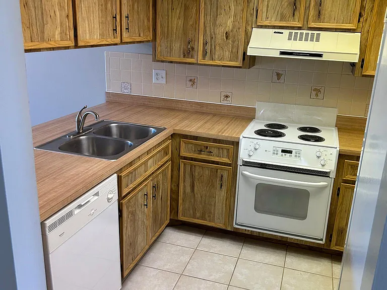 1675 S Fiske Blvd #D214 — Photo 10