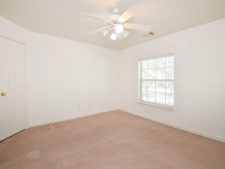 23615 Banning Point Ct — Photo 39