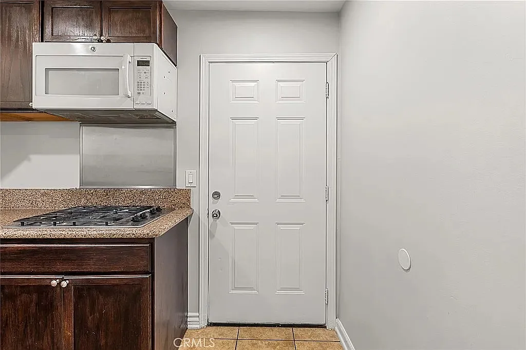1 bed, 308 sqft, $1,500 — Photo 3
