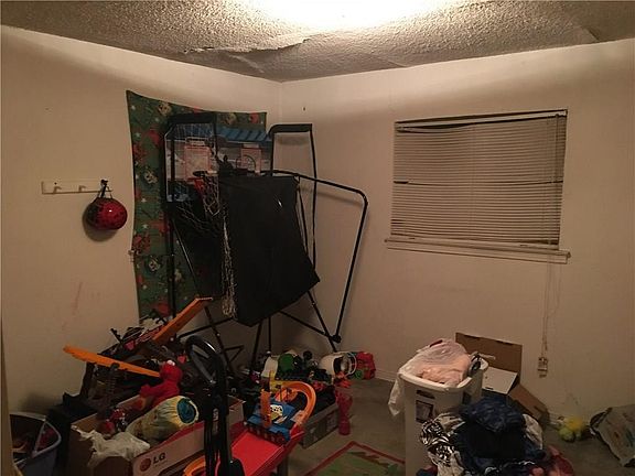 5th image of 421 N Cowan Ave
