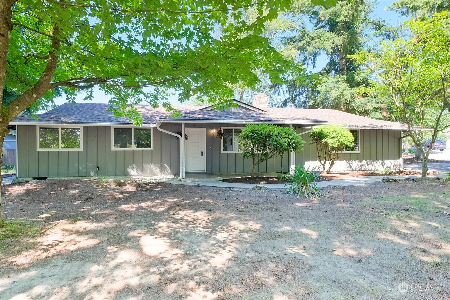 10522 109th Avenue SW photo 1