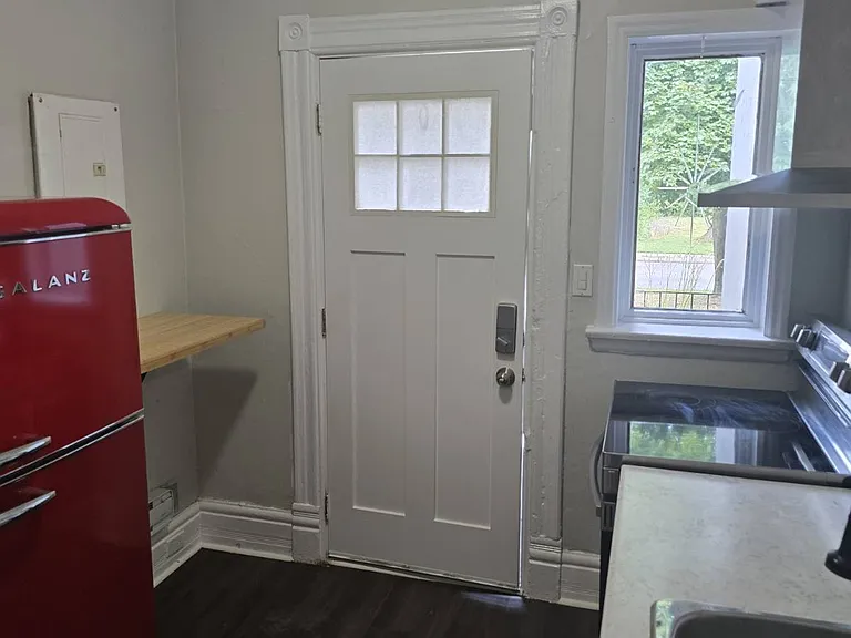 337 Boler Rd #4 — Photo 6