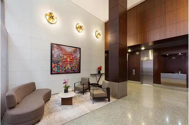 Sold by Compass | media 25