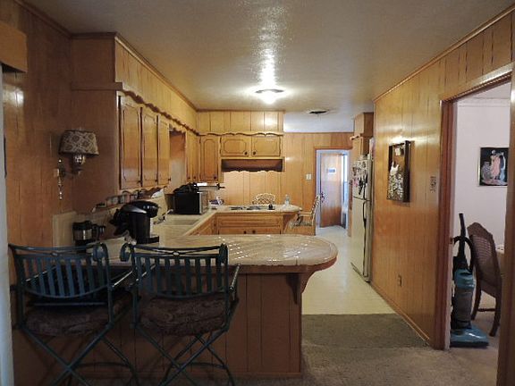 5th image of 341 Victorian Dr