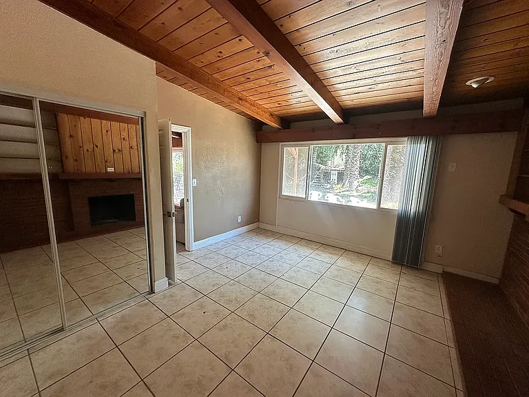 3598 Mount Vernon Ave — Photo 18