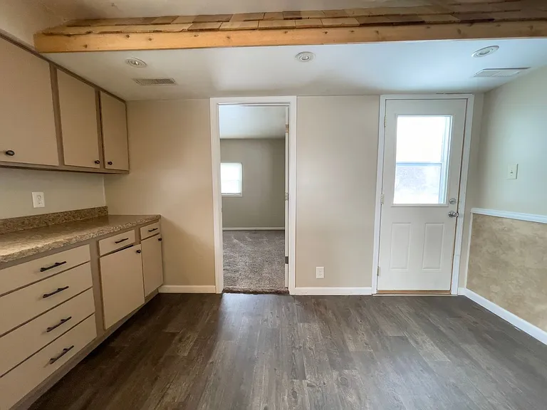 1800 E Princeton Ave — Photo 6