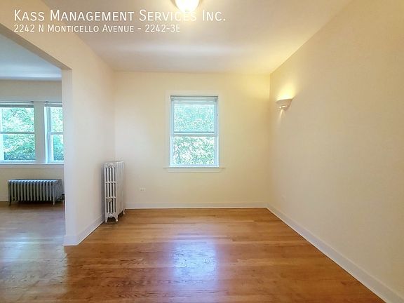 4th image of 2242 N Monticello Ave #3E