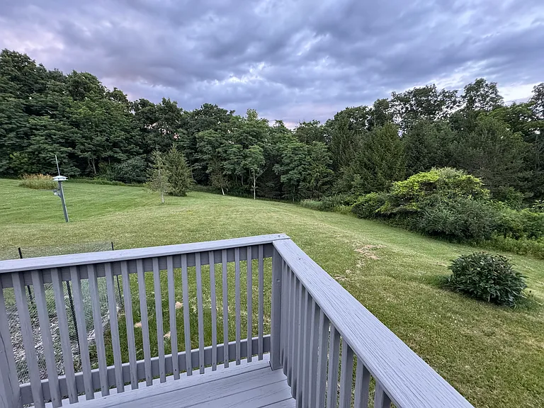 650 Bostwick Rd — Photo 18