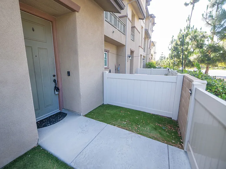 5405 San Virgilio — Photo 53