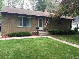 719 Maple St, Midland, MI 48640