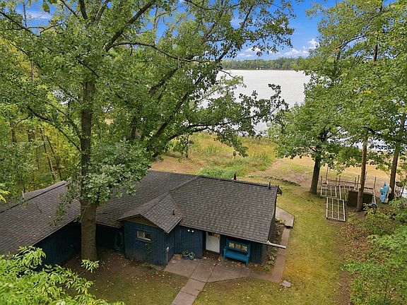 5th image of 4532 Sand Lake Rd