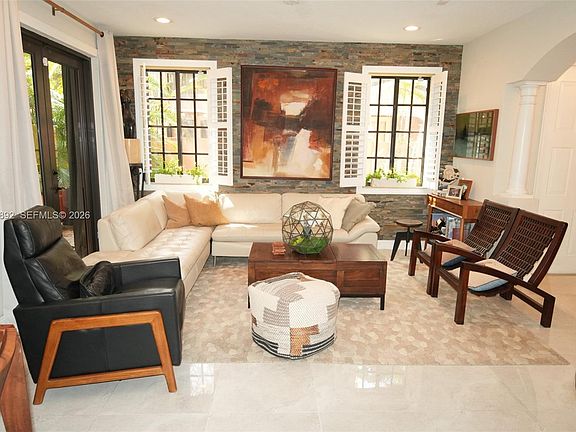 4th image of 2706 Kinsington Cir #23-2