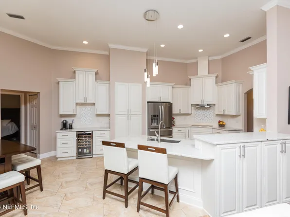 10393 CYPRESS LAKES Drive, Jacksonville, FL 32256