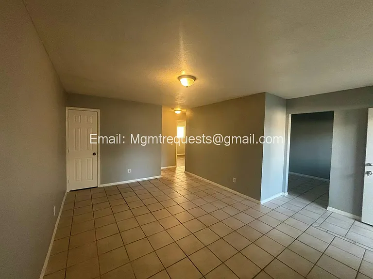 850 Prescott Way #D — Photo 4