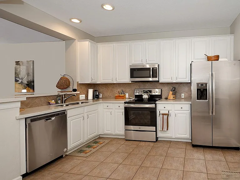 174 N Valley Oaks Cir — Photo 10