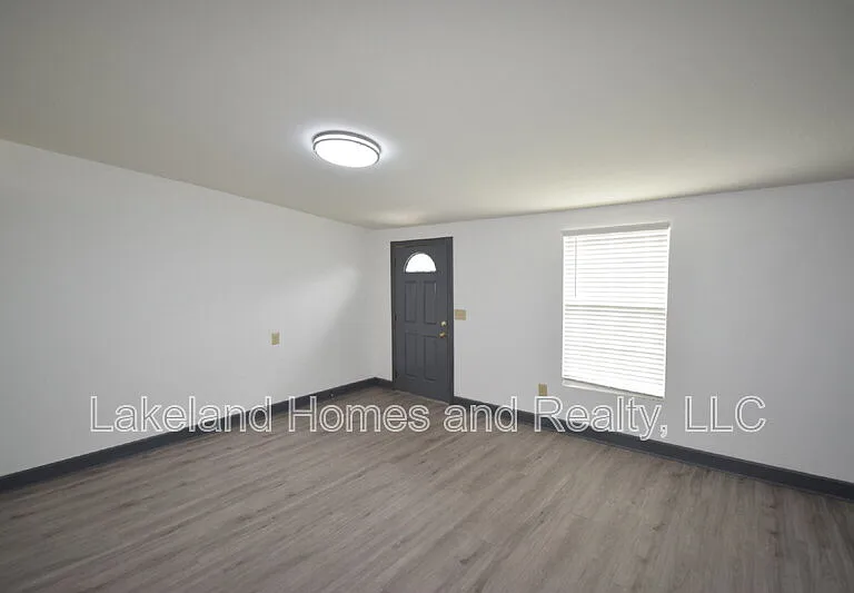 210 Josh Reynolds Rd — Photo 12