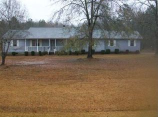 925 Robinhood Rd, Dublin, GA 31021