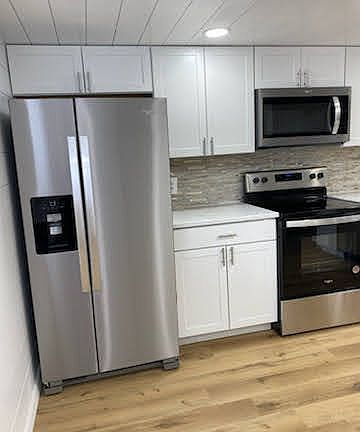 2nd image of 1910 S Palmetto Ave #11398655