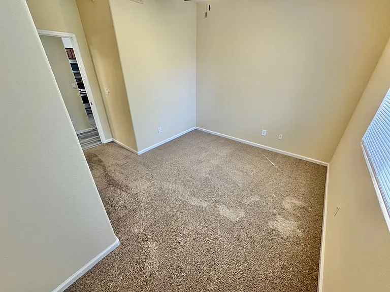10217 King Henry Ave #101 — Photo 10