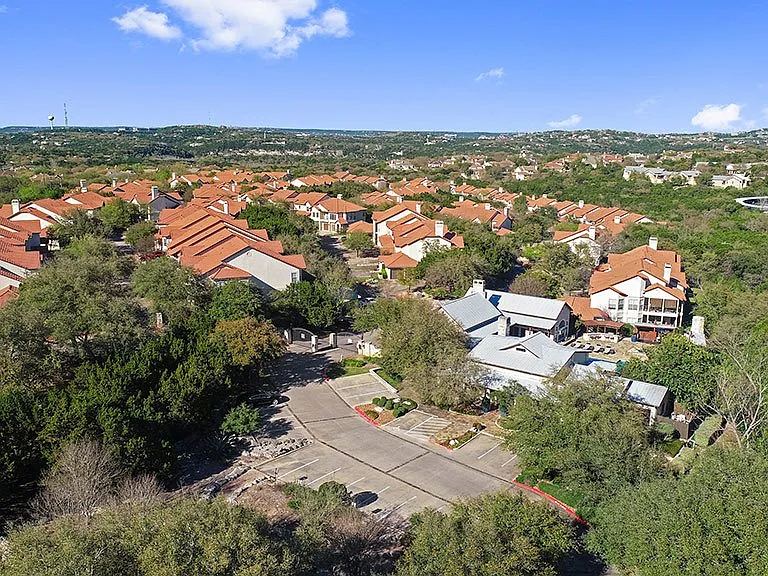 Barton Creek Villas — Photo 28
