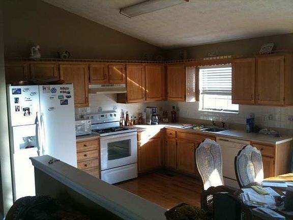 3rd image of 5680 Remmington Dr