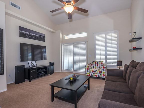 3rd image of 7757 Oak Landing Dr