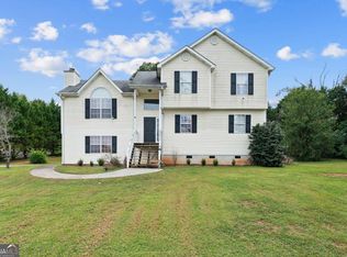 400 Cross Tie Ct, Adairsville, GA 30103