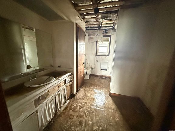 4th image of 507 7th St