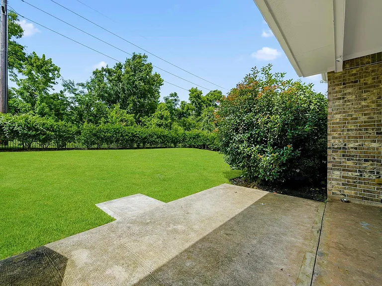 11 Marino Dr — Photo 35