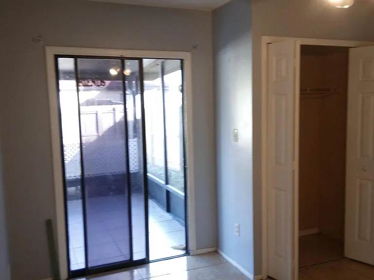 629 Golden Sunshine Cir — Photo 32