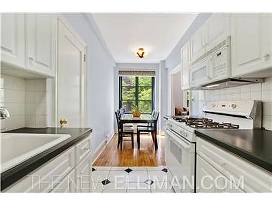 Sold by Douglas Elliman | media 15