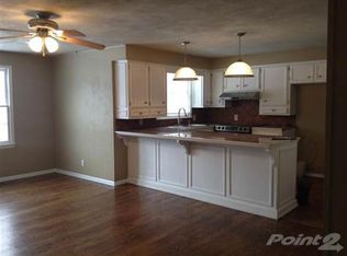 810 W Deerfield St, Springfield, MO 65807