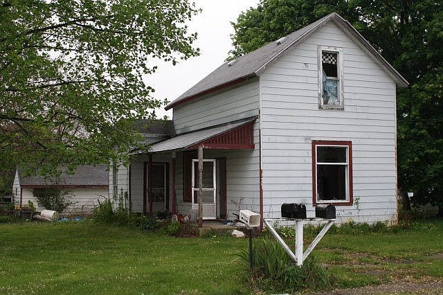 1st image of 10111 Strong Ave