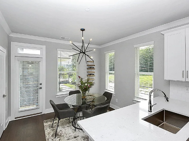 1103 Shuman View Ct — Photo 10