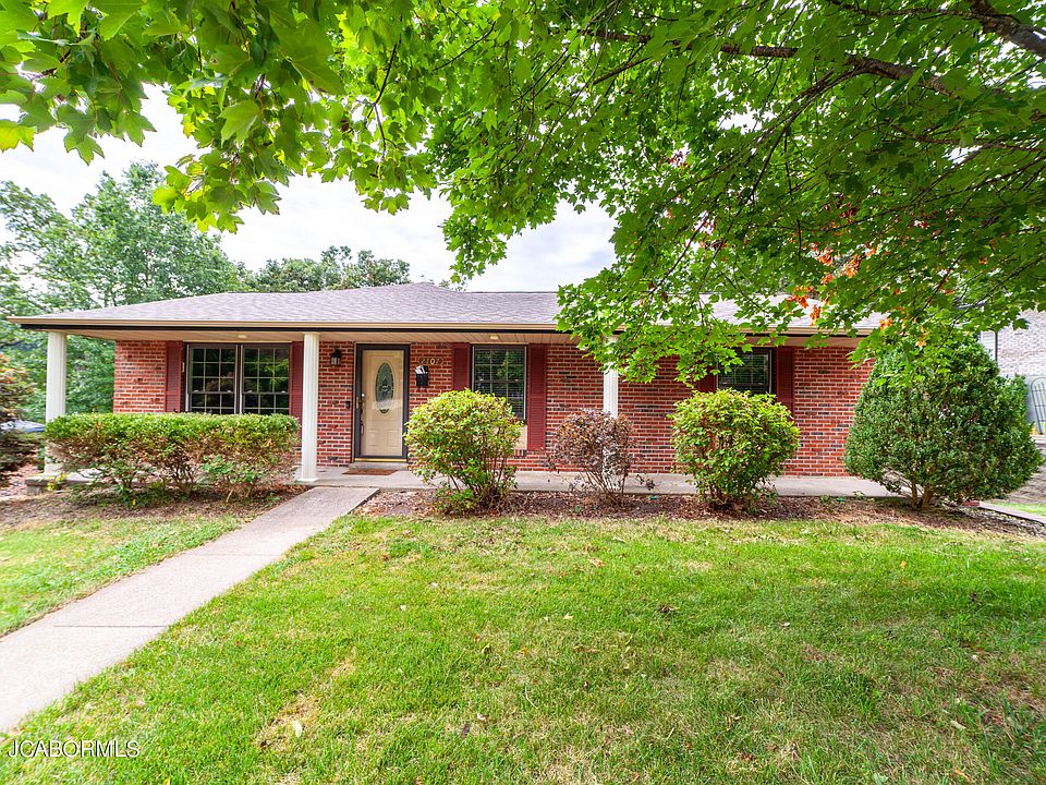 1st image of 2107 Melody Dr