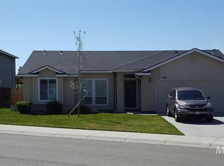 699 E Willowbrook Dr, Meridian, ID 83642