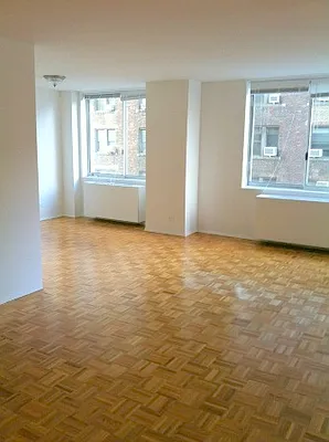 Rented by Manhattan Skyline | media 13