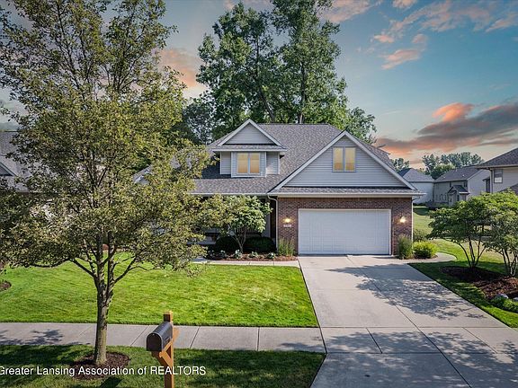 2nd image of 1761 Cricket Ln