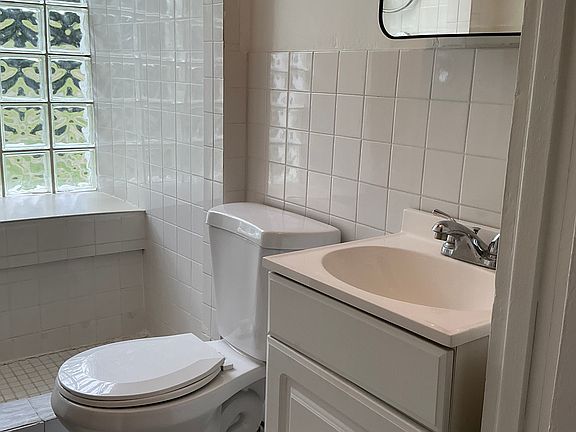 5th image of 46 Titman Rd APT 1