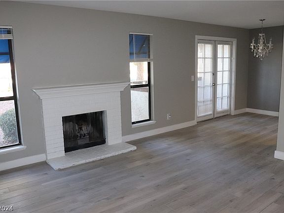 3rd image of 6149 W Oakey Blvd APT B