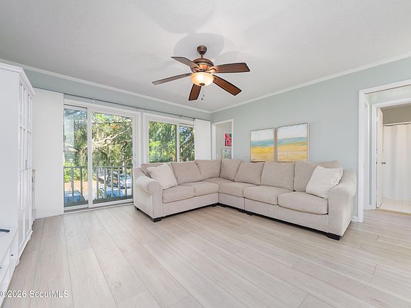 4th image of 800 Mallery St APT 92K