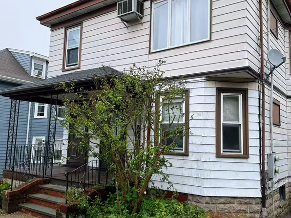 44 Jeanette Ave Floor 1, Belmont, MA 02478