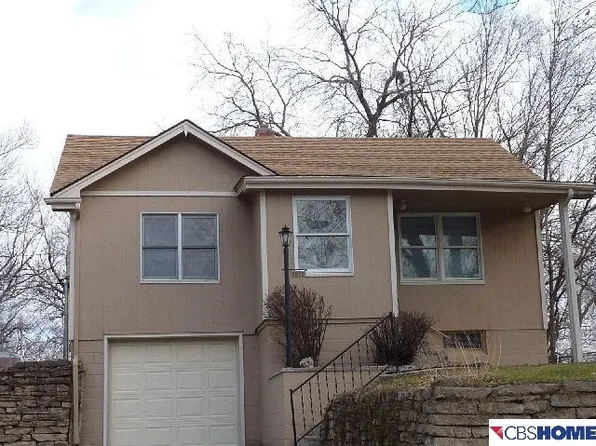 2031 Calhoun St, Bellevue, NE 68005