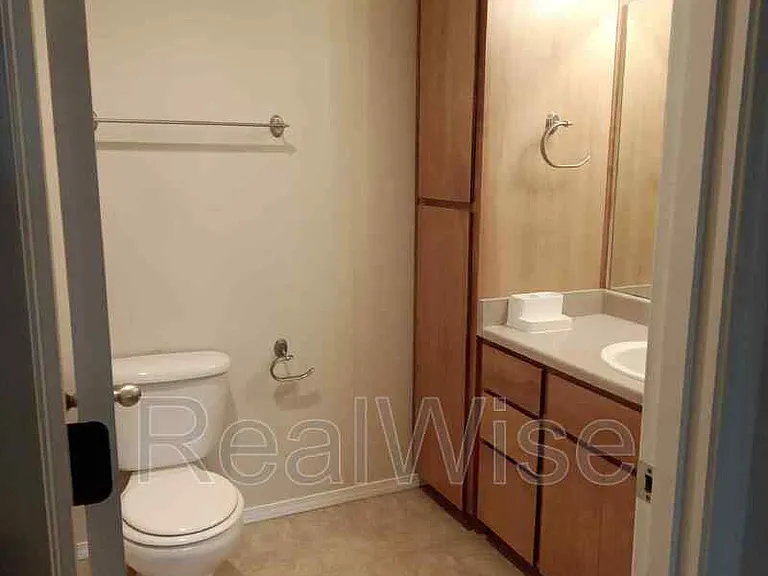 3172 Forest Hills Dr #A — Photo 15