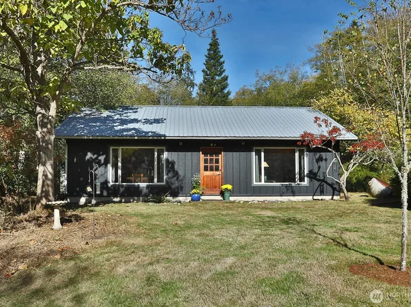 5087 Ollom Drive, Freeland, WA 98249