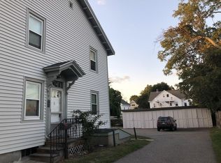 90 Ash St UNIT 90, Waltham, MA 02453