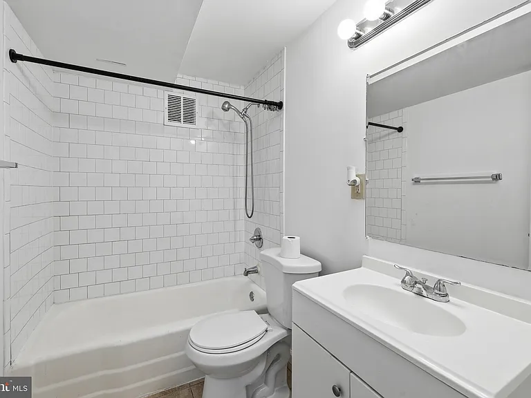 3816 W Bay Ave #1 — Photo 17